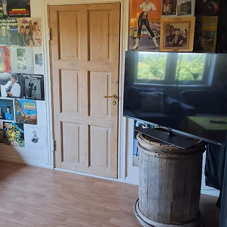 Sundqvistens Basement 아파트 *