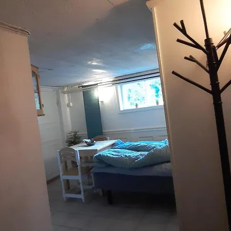 아파트 Sundqvistens Basement Emkarby